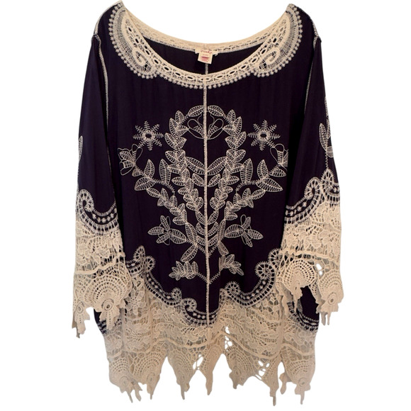 Pinky Peasant Top Navy Blue with White Crochet Embroidery Plus Size 22/24 3X - Picture 2 of 10
